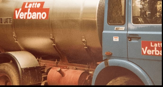 Storica autocisterna per il trasporto del latte